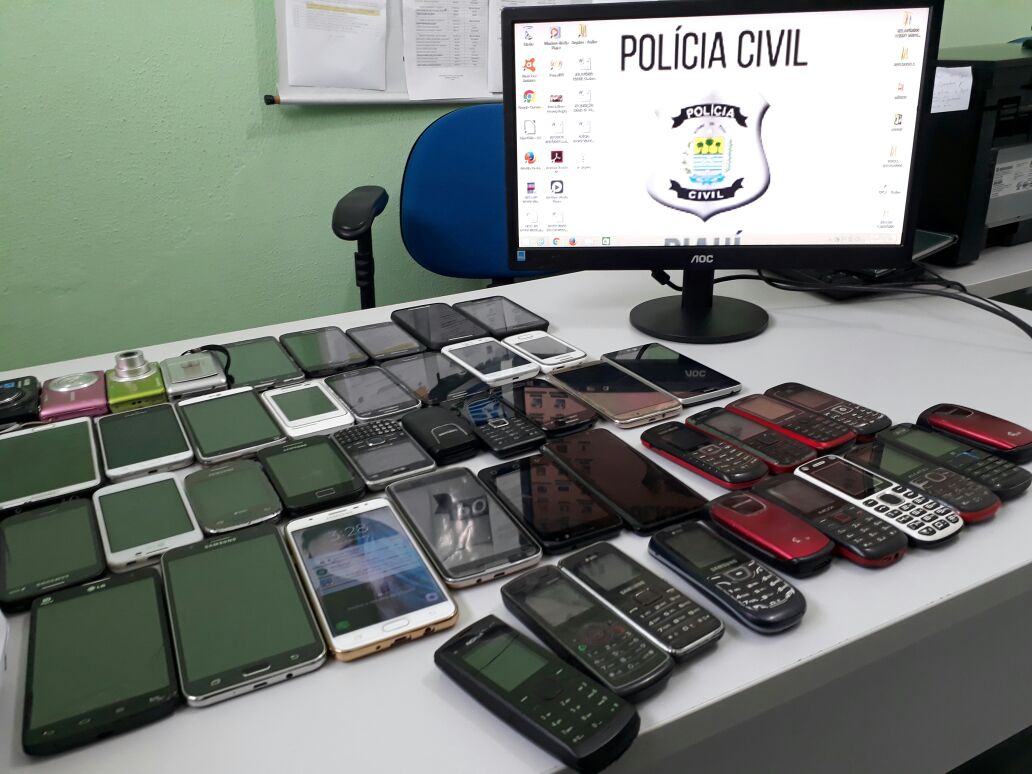 Aparelhos celulares recuperados 