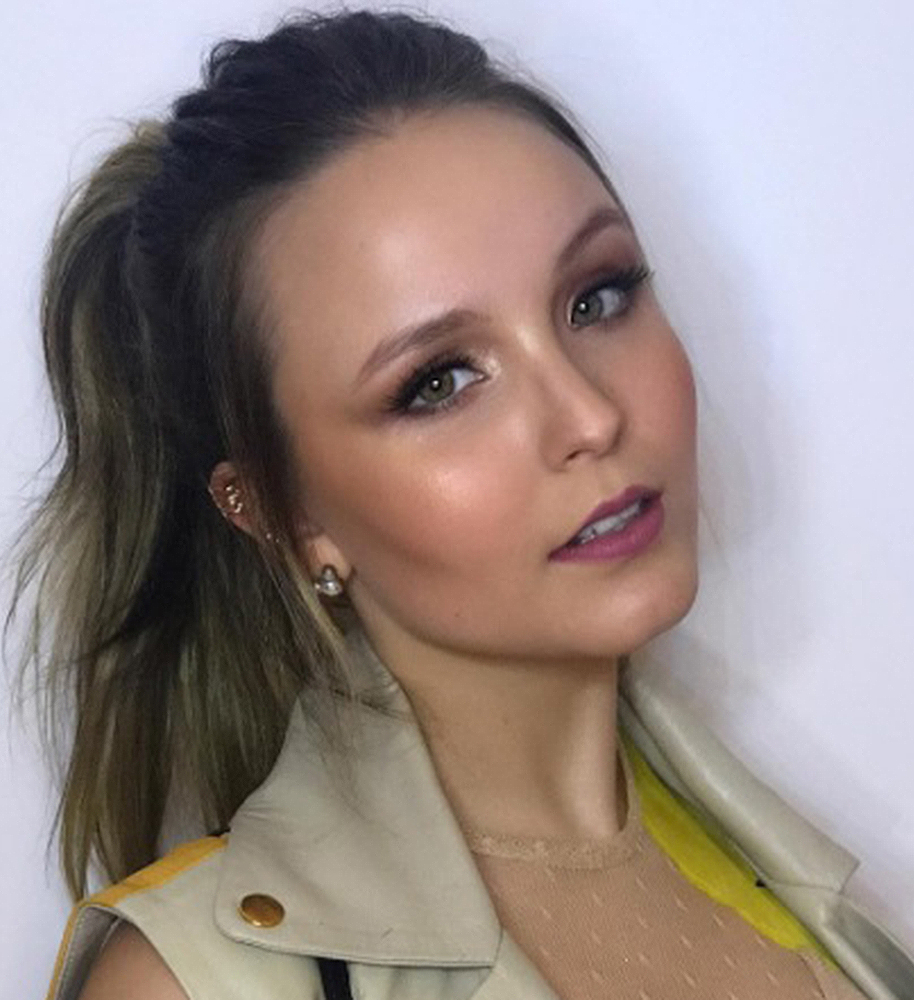 Larissa Manoela na noite de ontem (23)