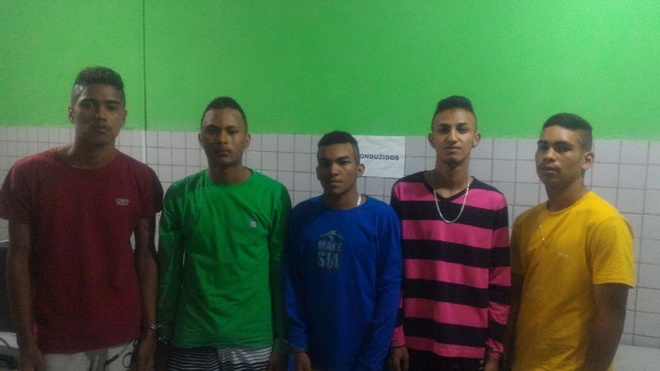 Conduzidos para a Central de Flagrantes