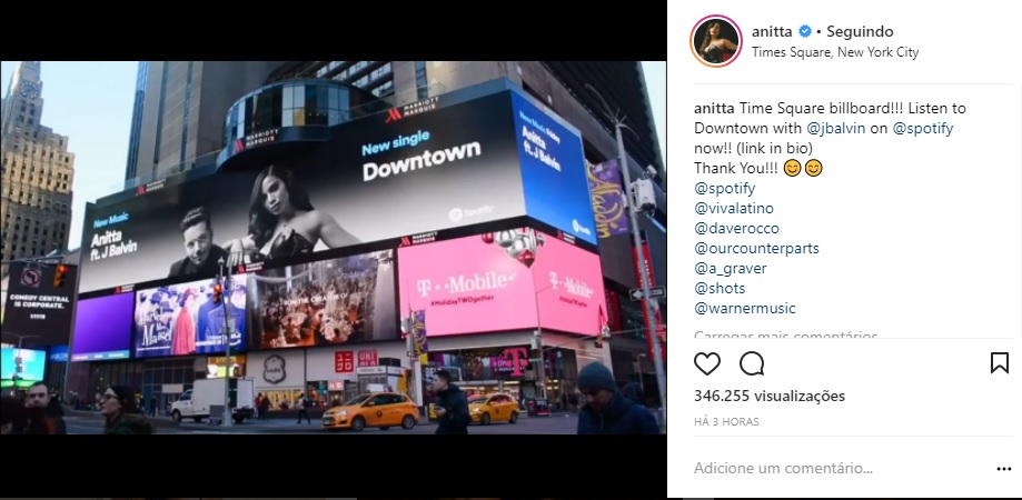 Anitta na Times Square em NY