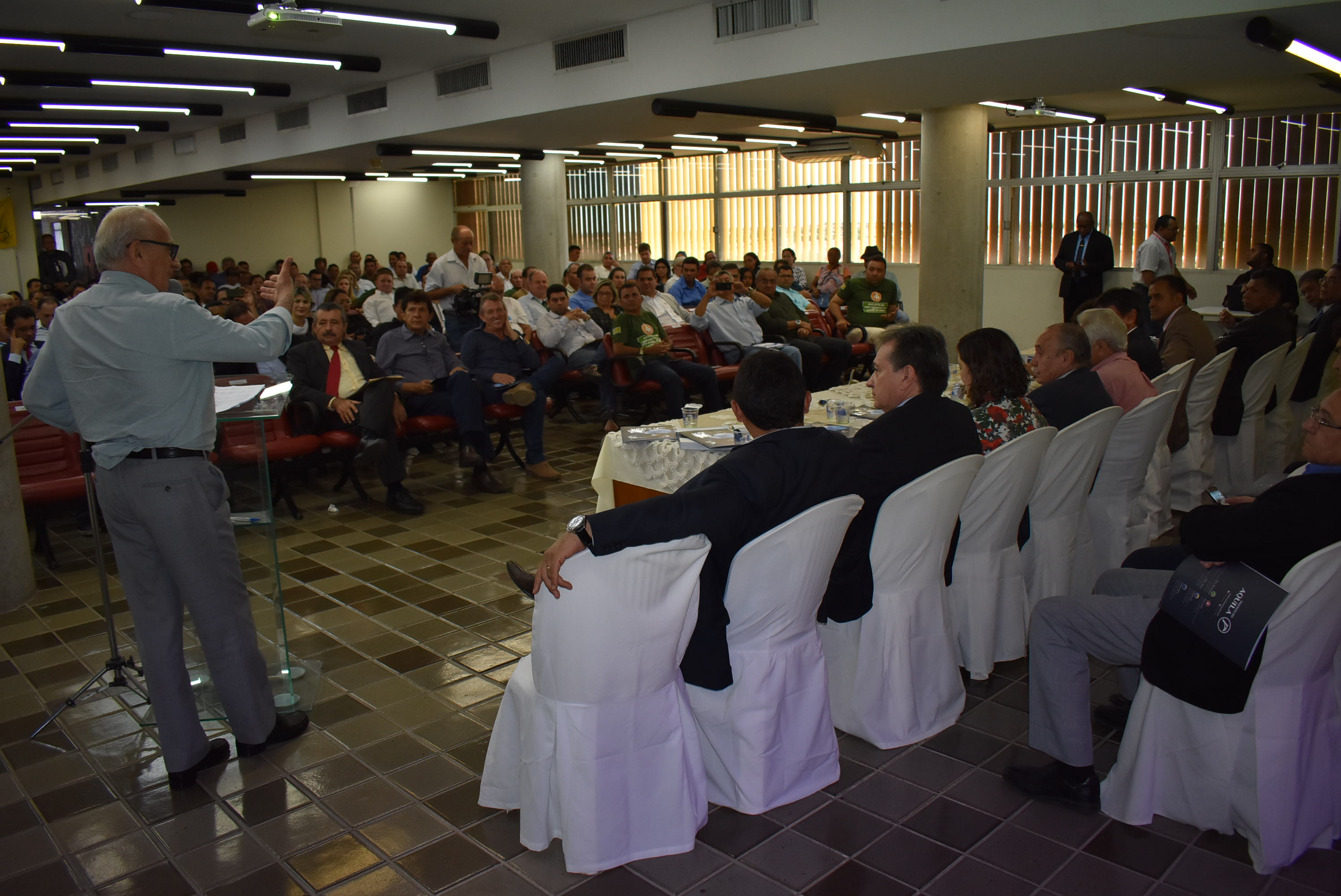 Evento no auditório da FIEPI