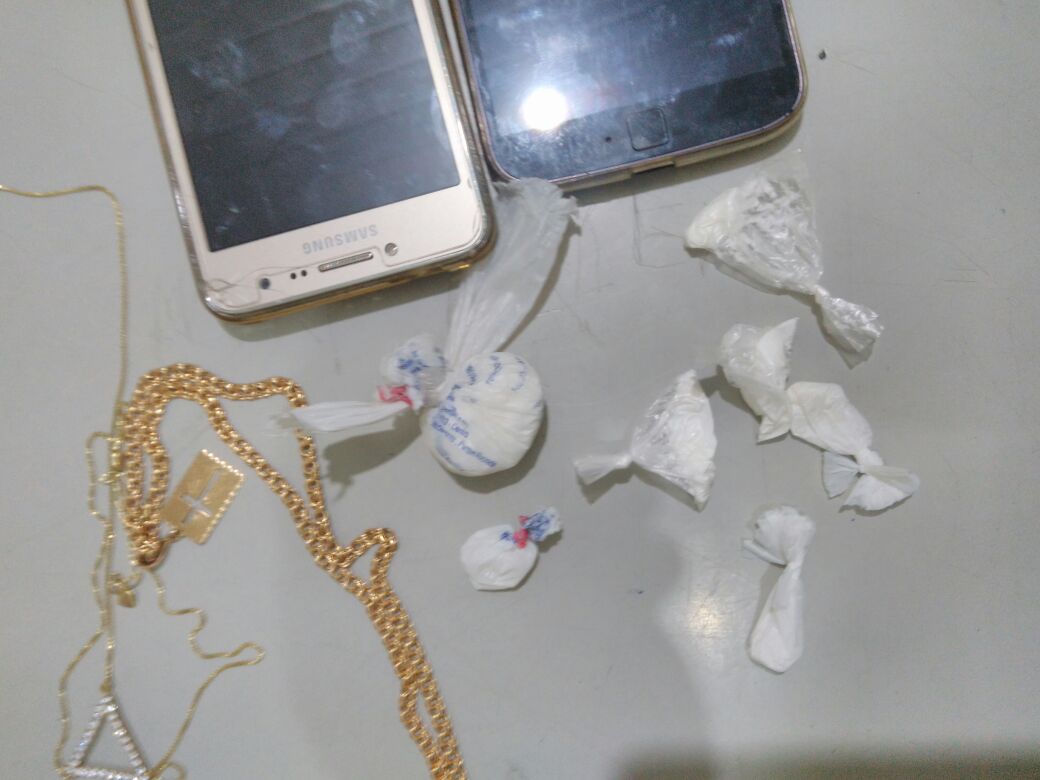 Material recolhido no bairro Dirceu 