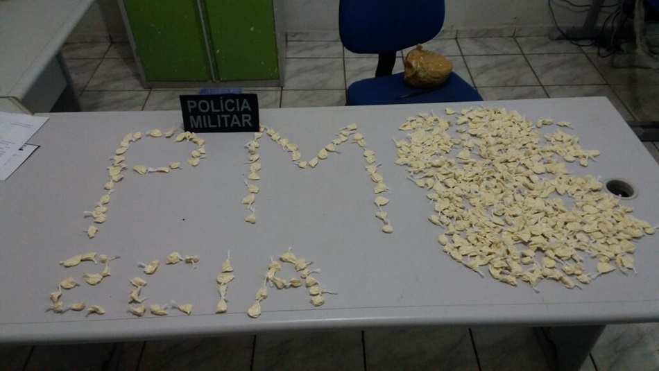 520 papelotes de cocaína apreendidos
