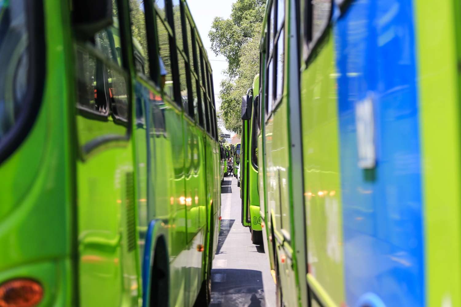 Fila de ônibus na Frei Serafim 