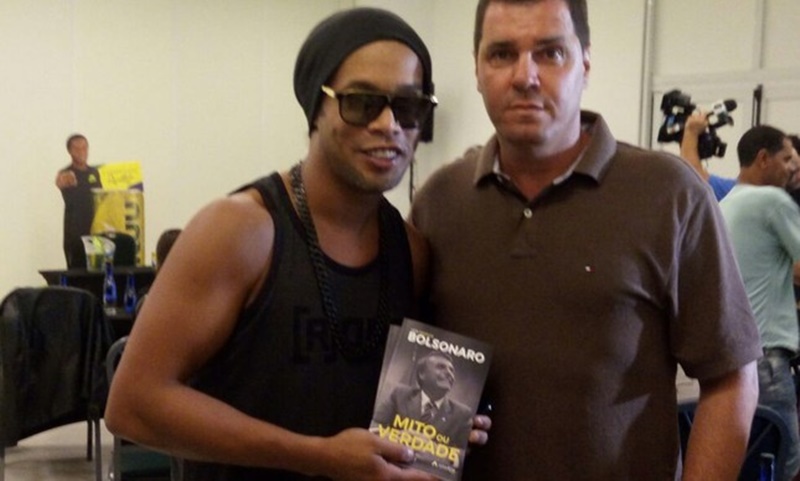 Ronaldinho Gaúcho e Gutemberg Fonseca