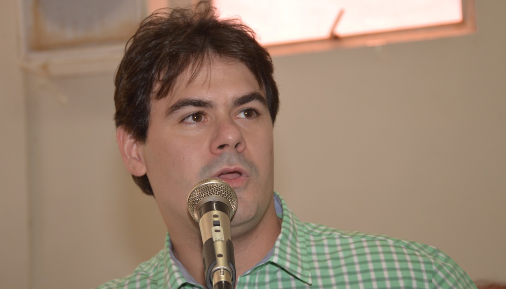 Deputado diz que é legítimo PMDB querer vaga de vice