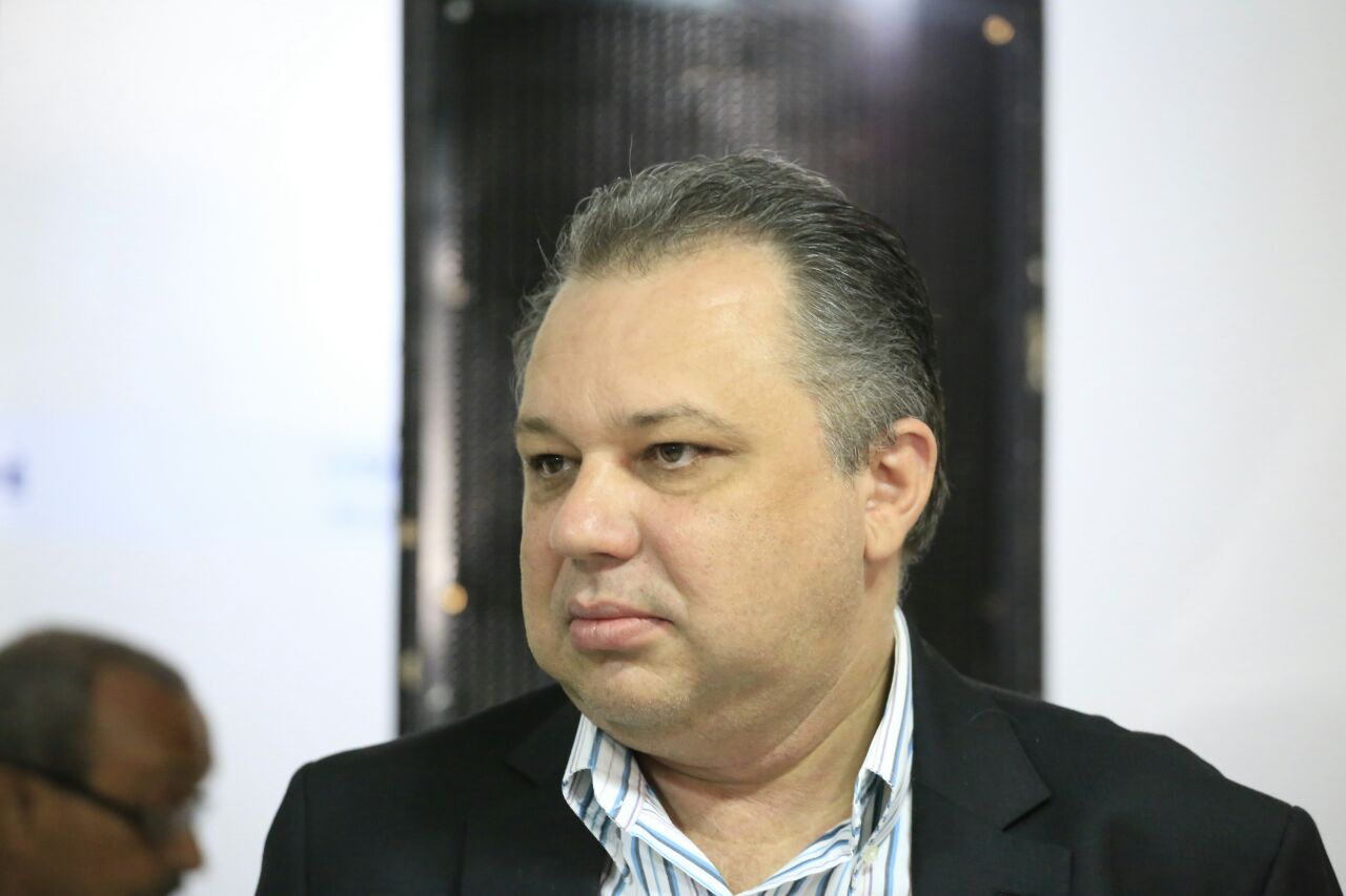 Secretário de Saúde, Florentino Neto