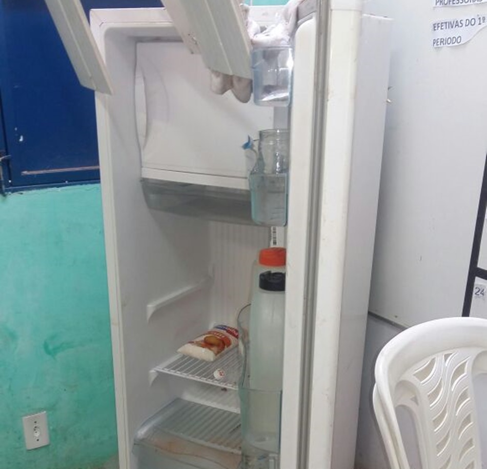 Merenda escolar furtada