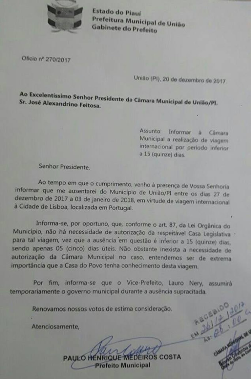 Ofício informando a viagem do prefeito