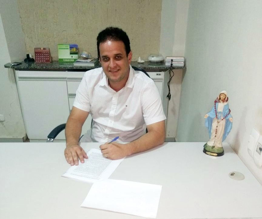 Prefeito Diego Teixeira