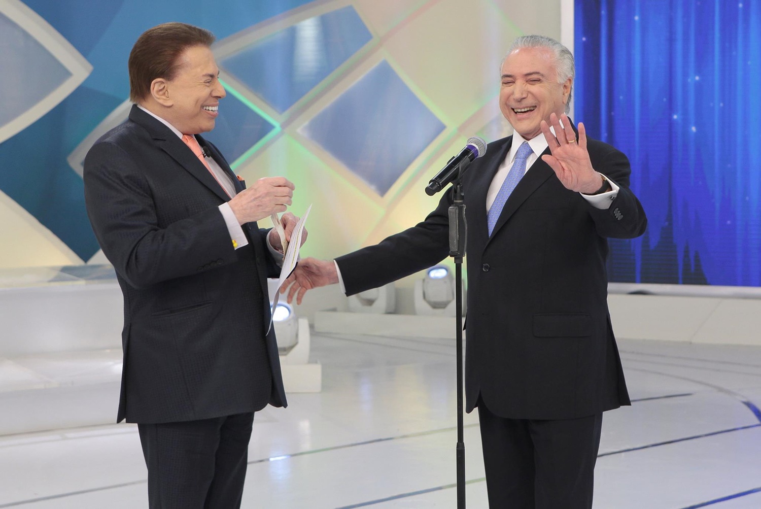 Michel Temer participa do programa Silvio Santos no SBT