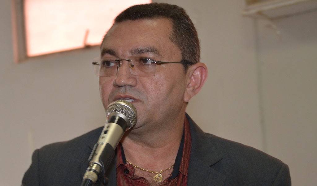Padre Walmir nega mais espaço ao PTB em sua gestão 