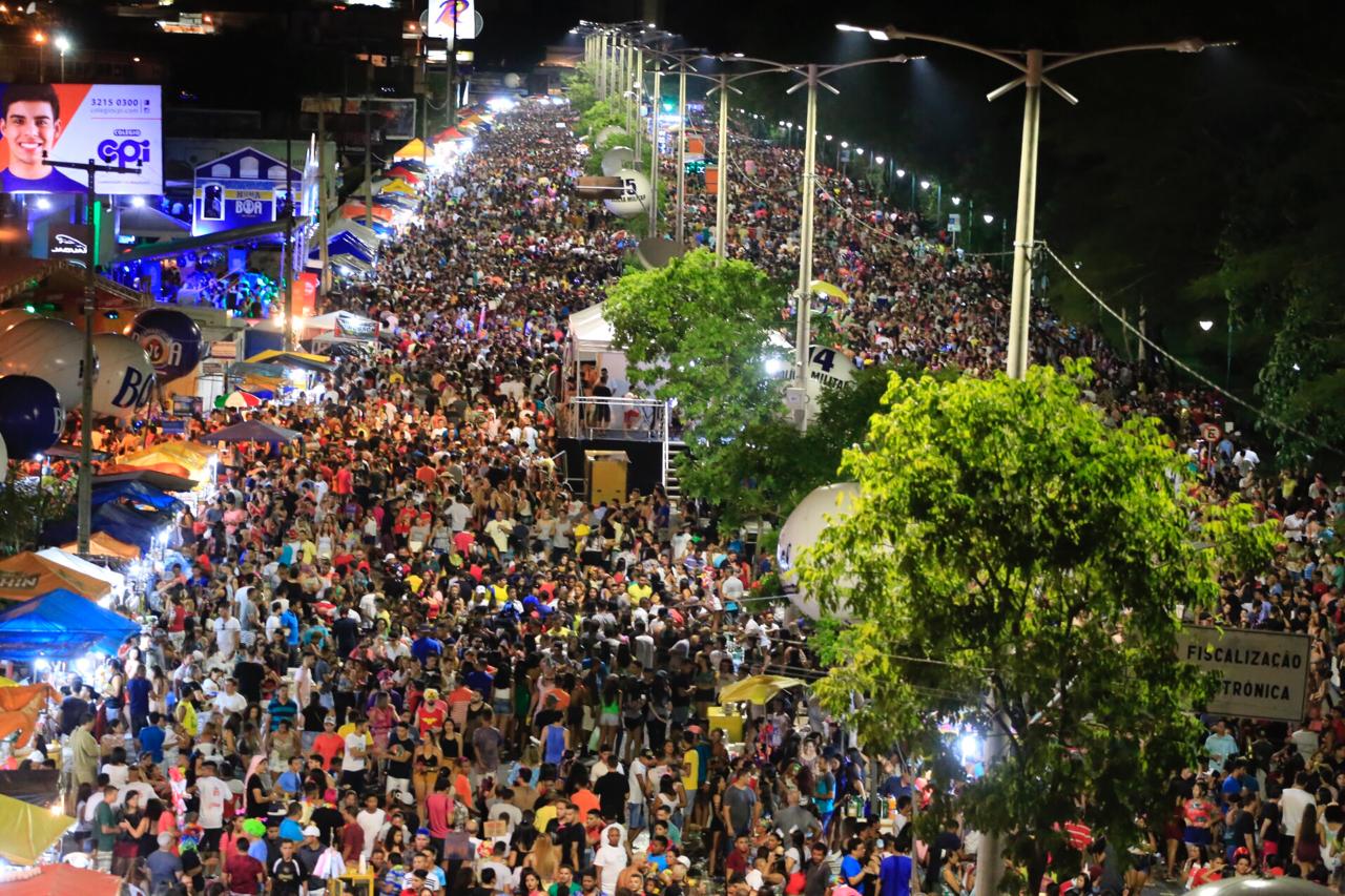 Avenida Raul Lopes durante o Corso 2018
