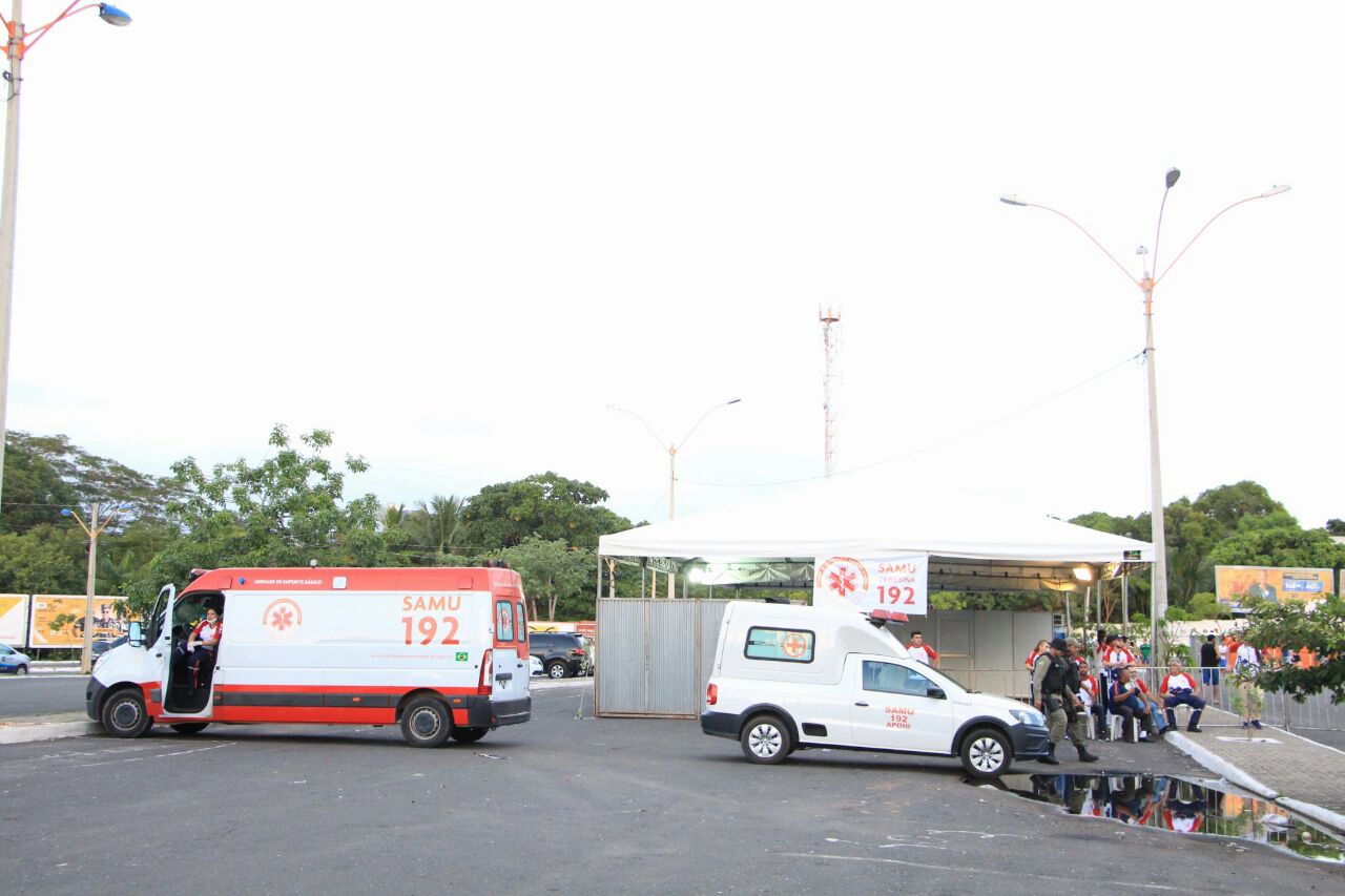 Corso conta com estande do Samu 