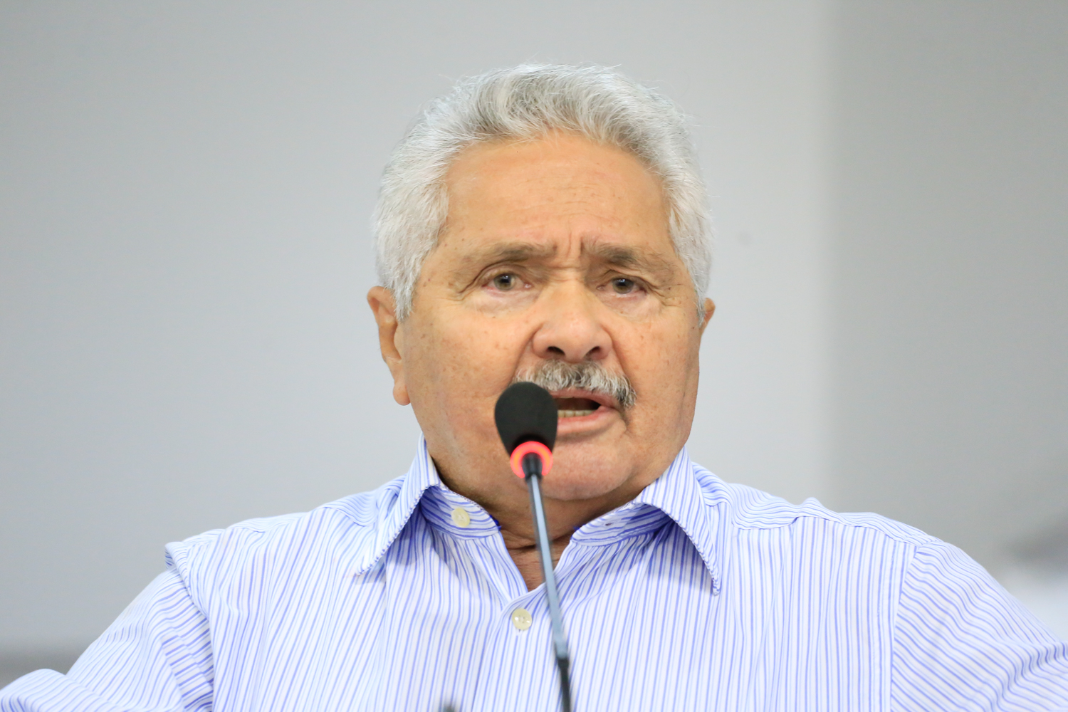 Senador Elmano Férrer 