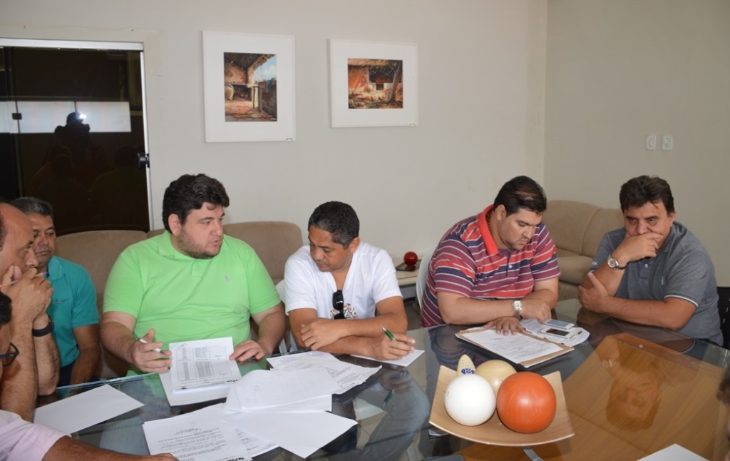 Projeto da Cosip continua em discussão