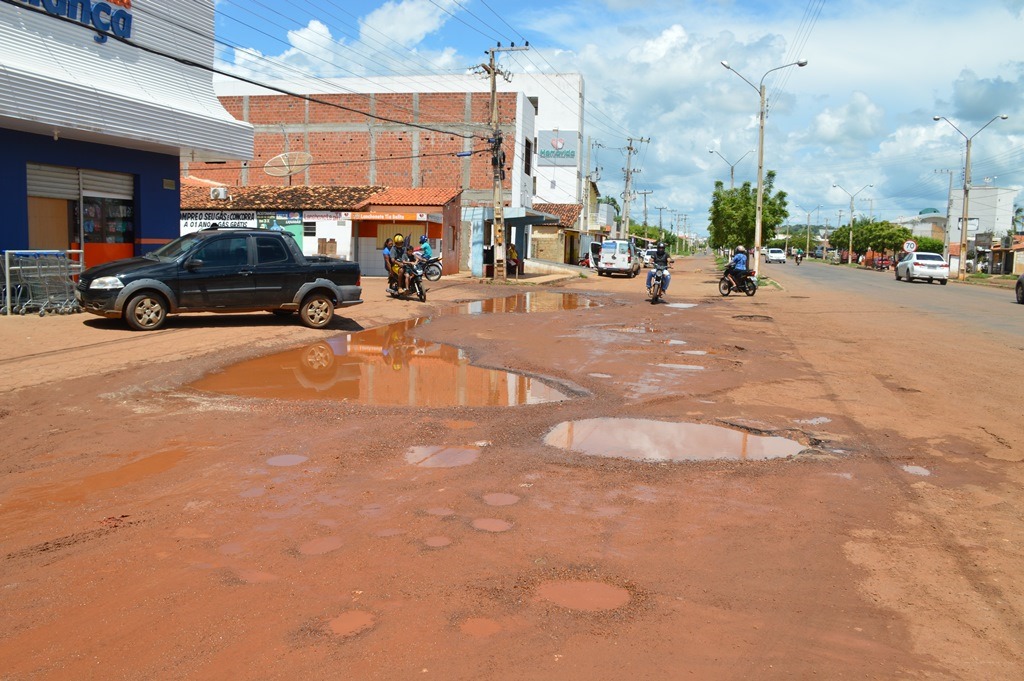Problema é alvo de críticas da população