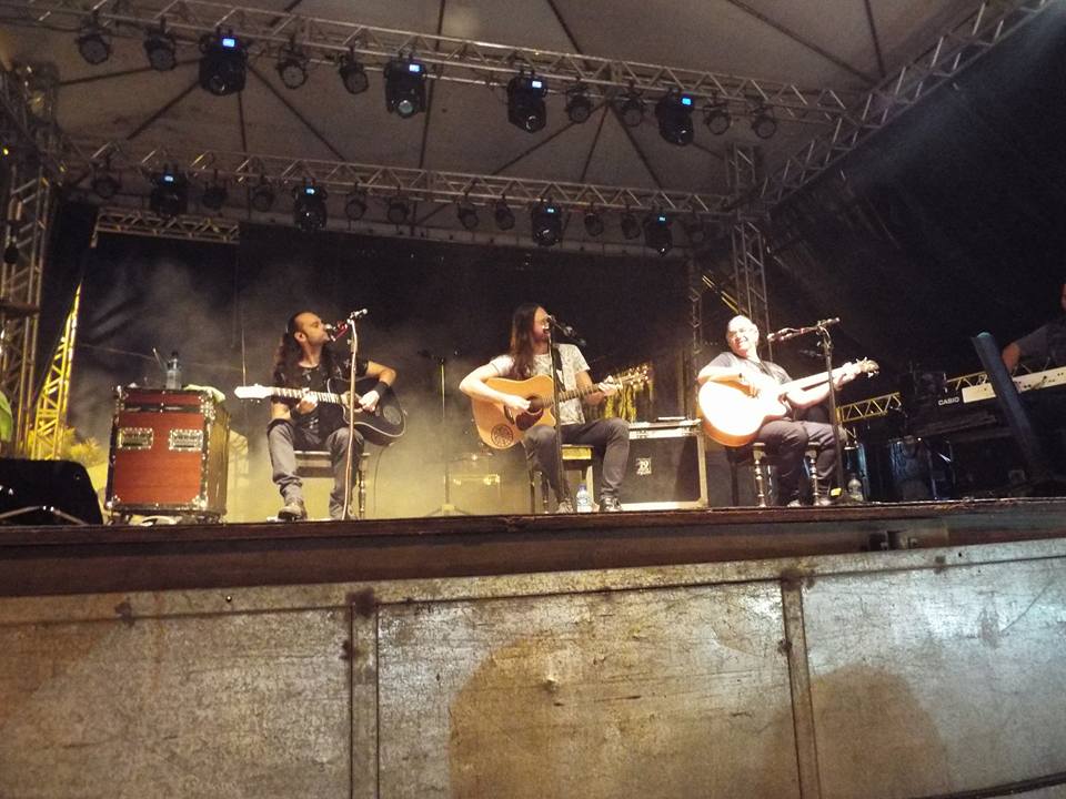 Banda se apresenta em evento católico em Esperantina 