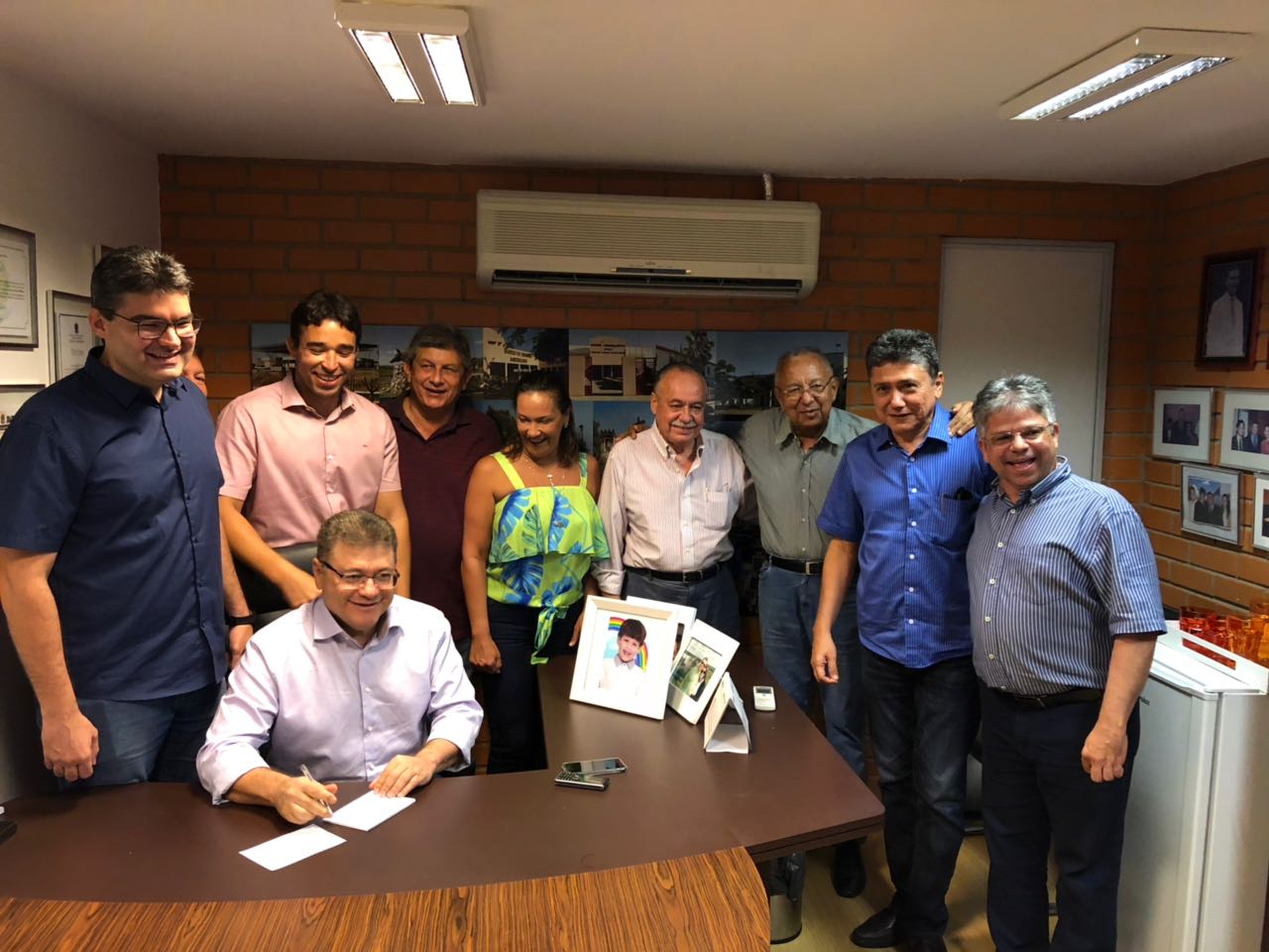 Filiação de Edson Ferreira ao PSDB teve a presença de várias autoridades