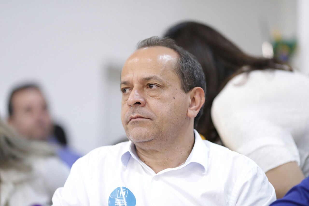 Helio Isaías