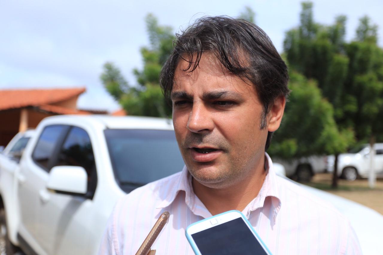 Prefeito Róger Linhares