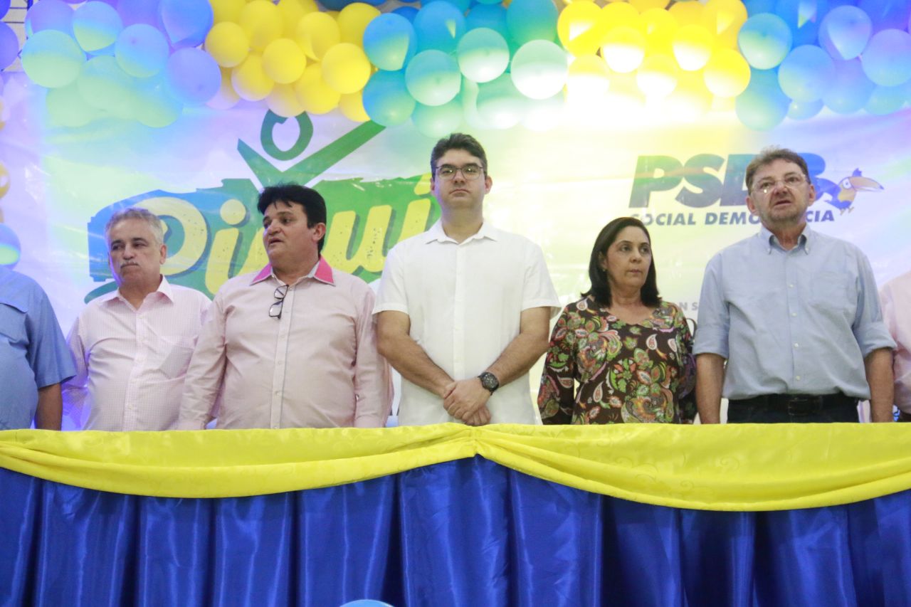 Autoridades políticas participaram do evento