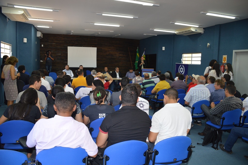 Seminário reúne representantes de vários órgãos e entidades