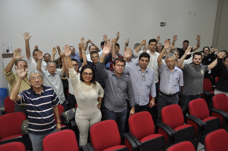 Médicos decidem realizar paralisação de advertência