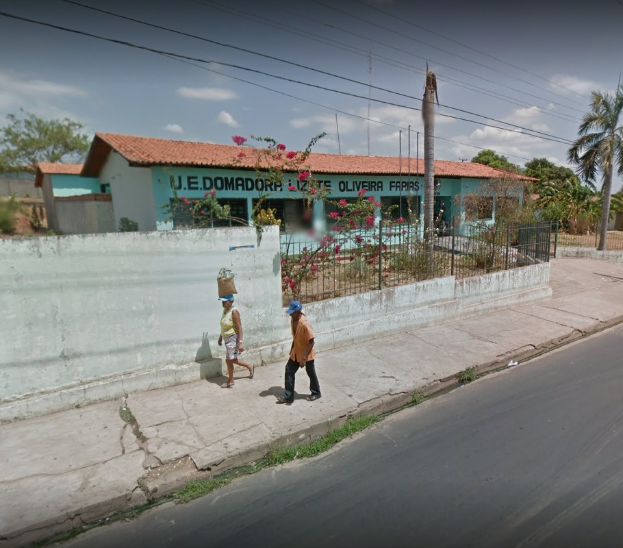 Colégio onde ocorreu o assalto