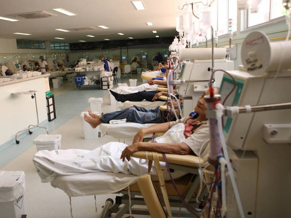 Hospitais privados em todo país informaram que não poderão garantir atendimento.