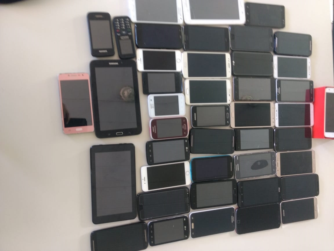 Celulares apreendidos pela PM