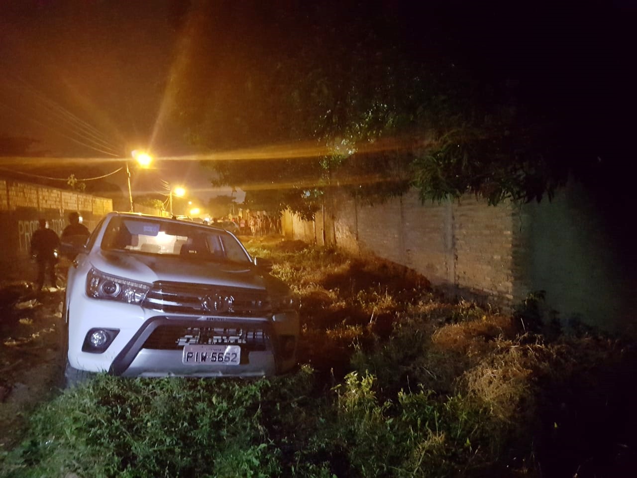 Veículo de luxo é apreendido pela polícia