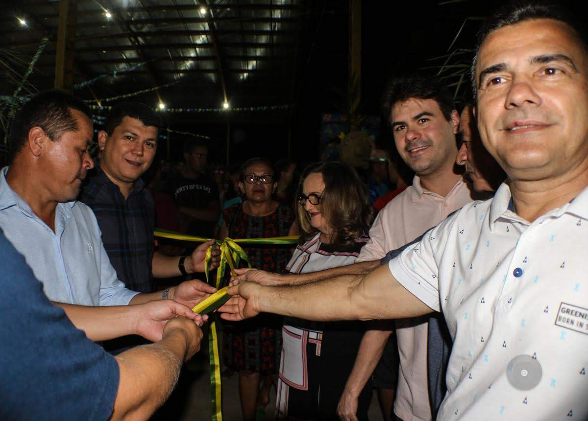 Inauguração de ginásio em Cocal