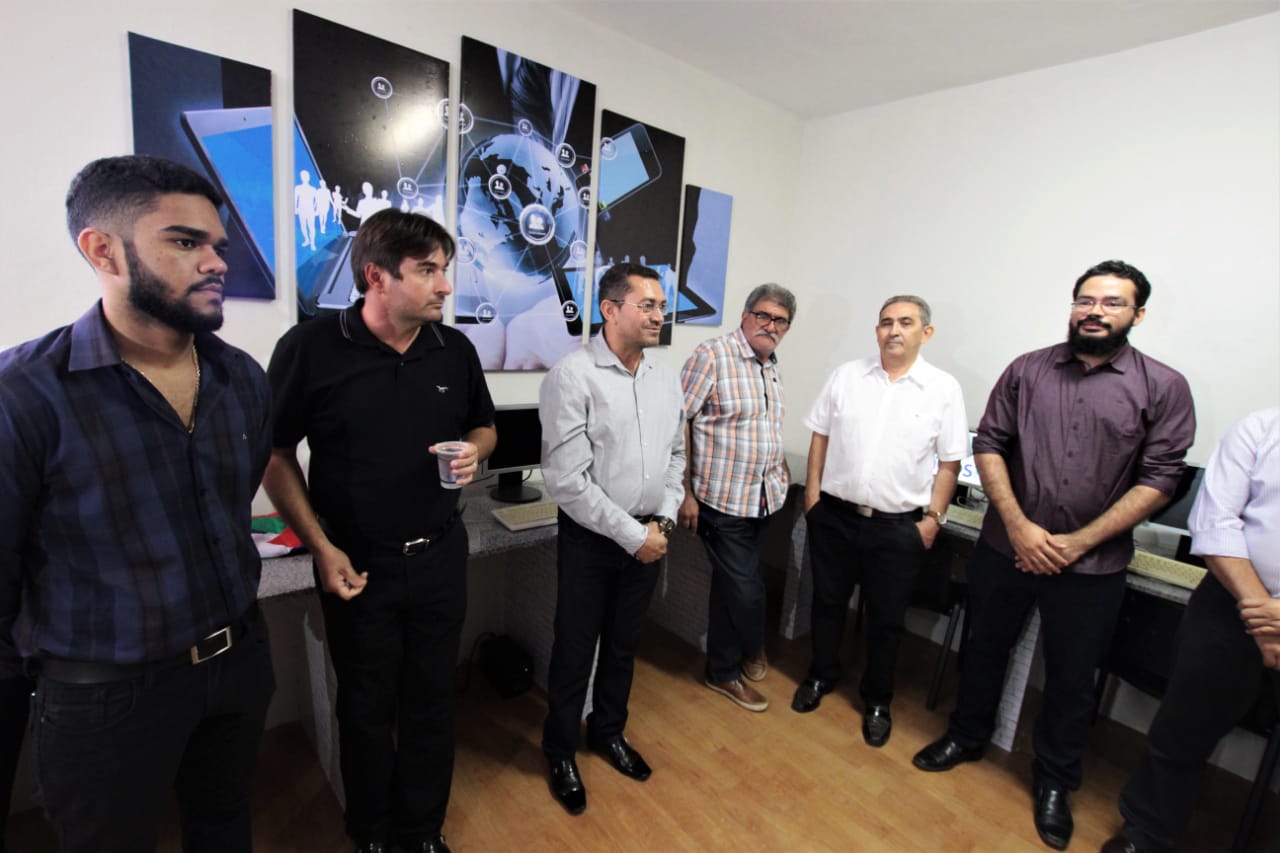 Prefeito inaugura polo tecnológico de Picos