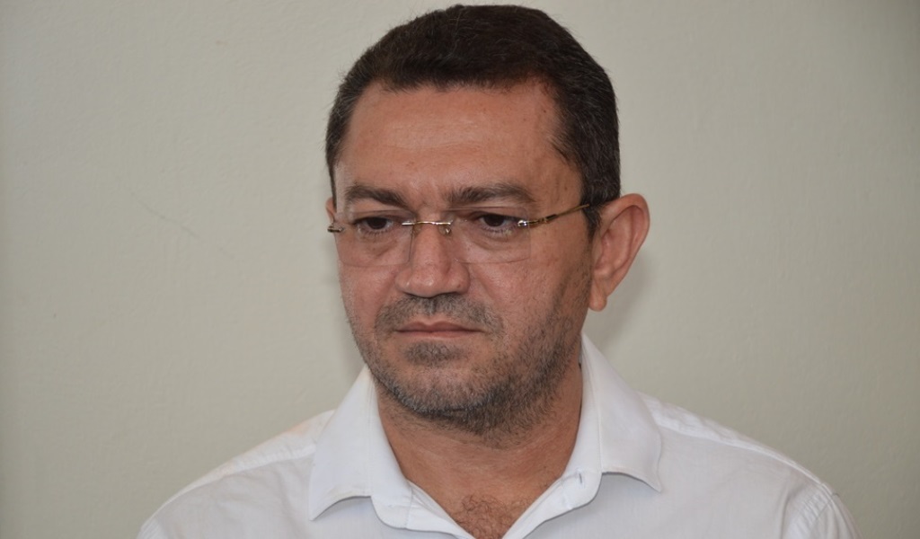 Juiz eleitoral cassa mandato do prefeito Padre Walmir