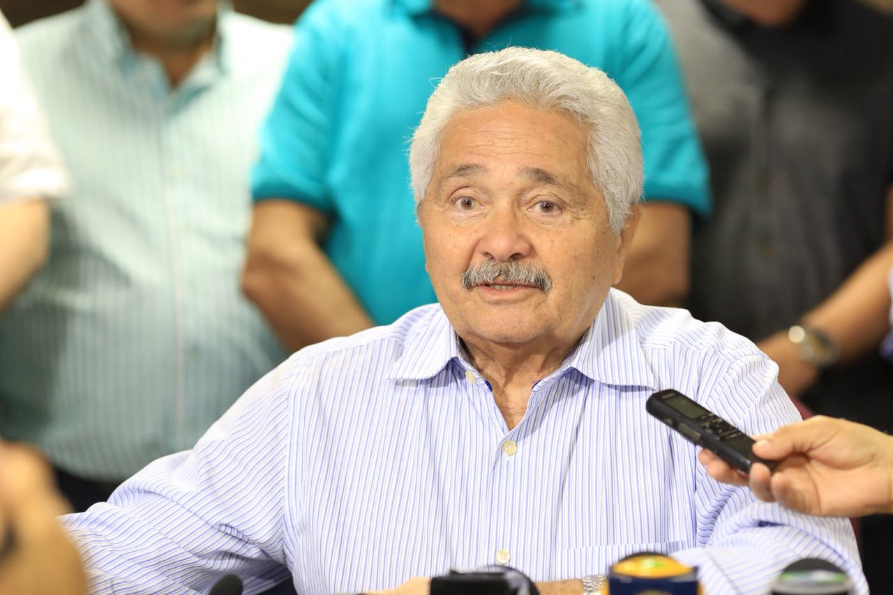 Senador Elmano Férrer