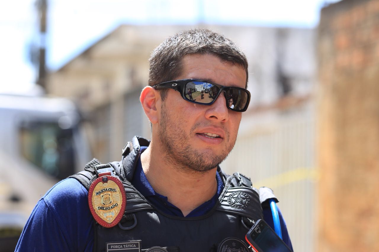 Delegado Jarbas Lima no local do crime 