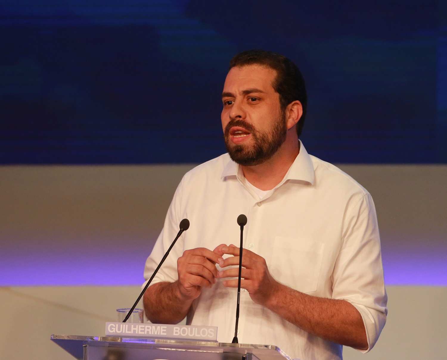 Guilherme Boulos durante debate na Band