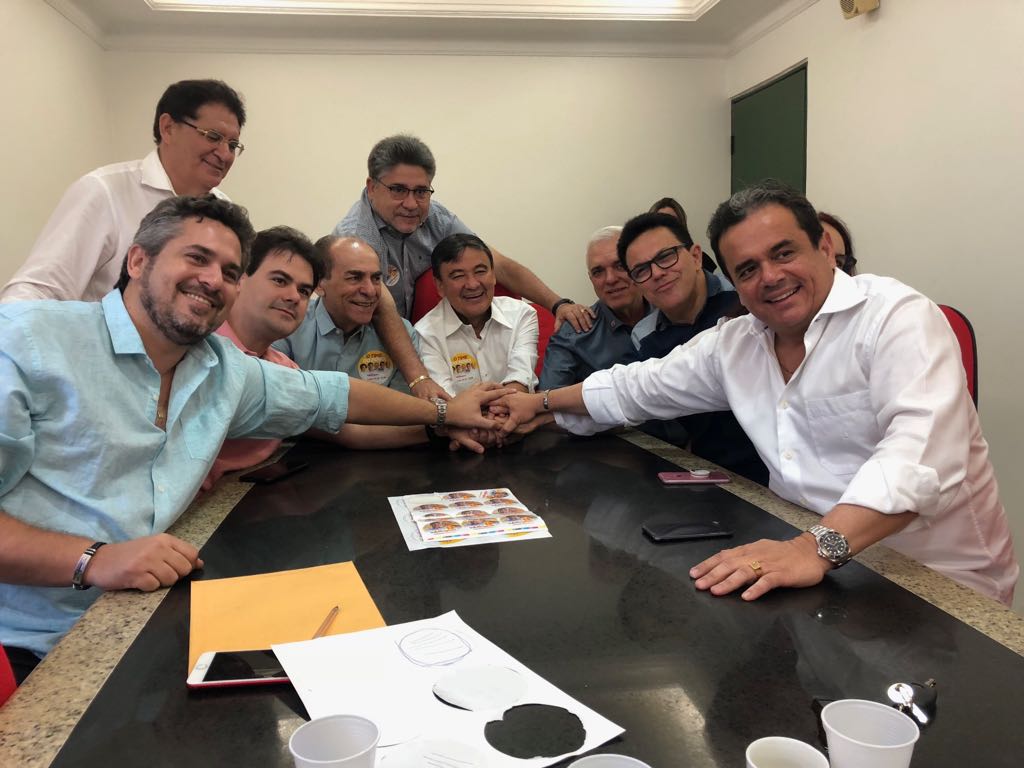 Wellington Dias na sede do MDB