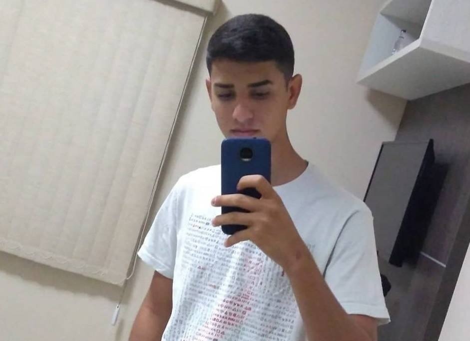Estudante morre ao cair de ponte durante acidente em Picos