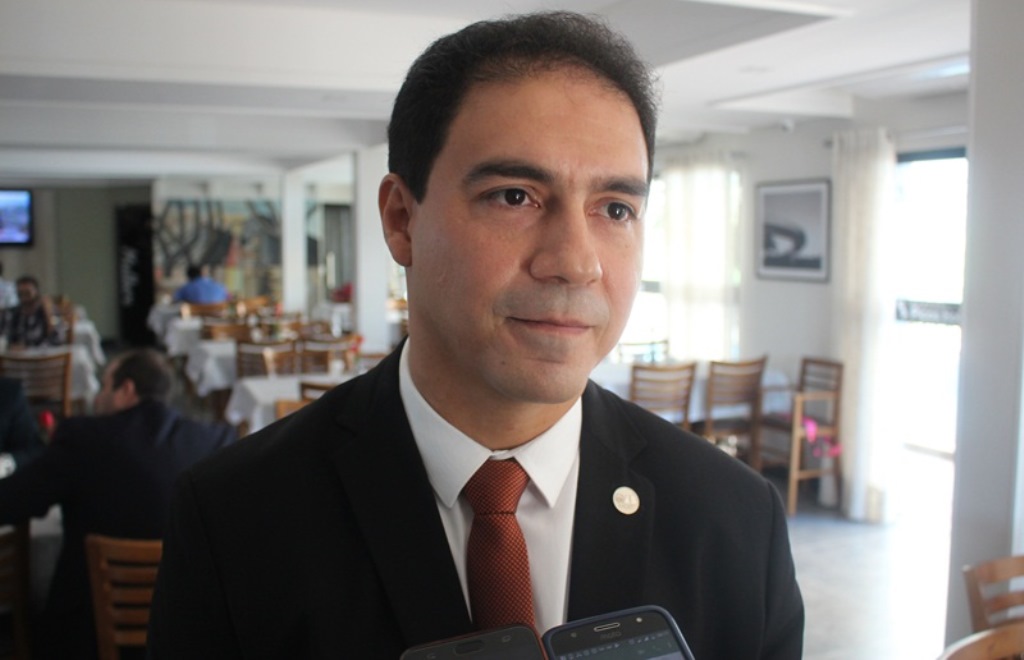 Kléber Curica disputará presidência da OAB de Picos