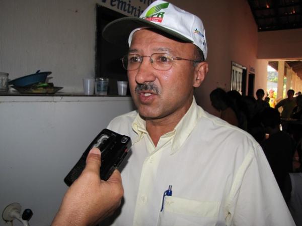 Dr. Moura 
