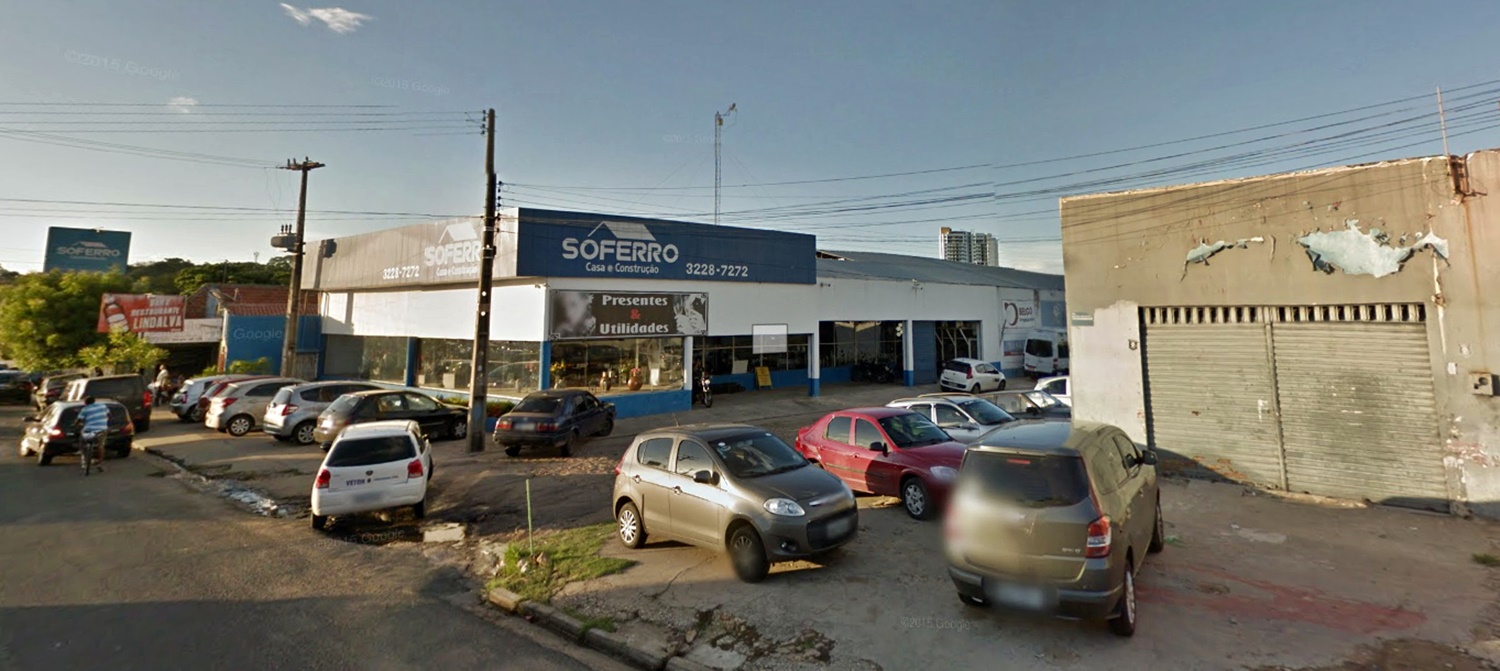 Loja Só Ferro, na Avenida dos Expedicionários