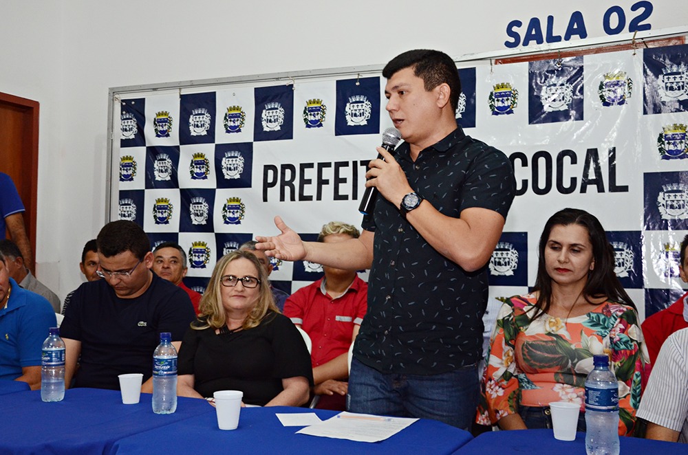 Prefeitura de Cocal inaugura escola