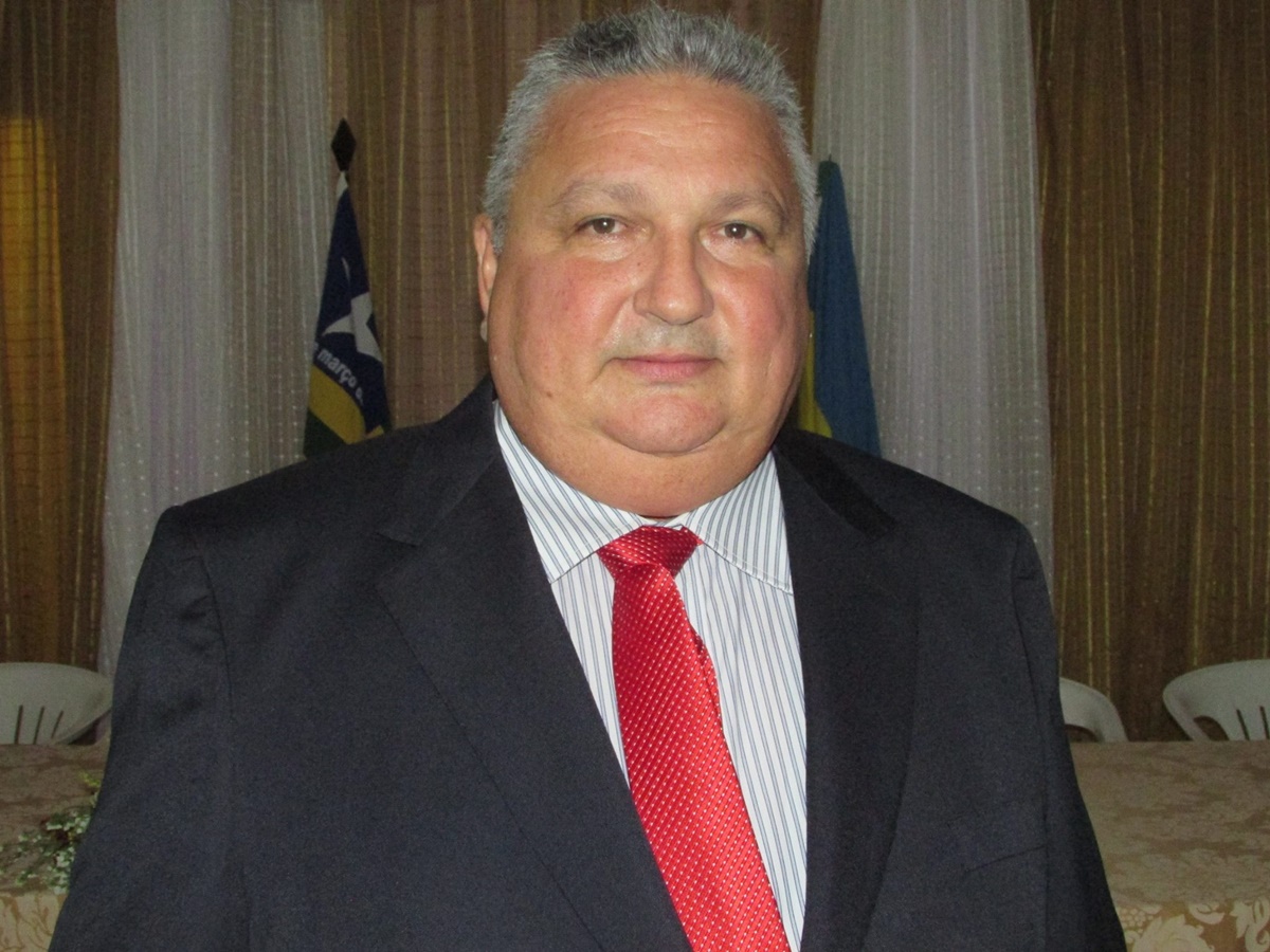 Dr. Alcione