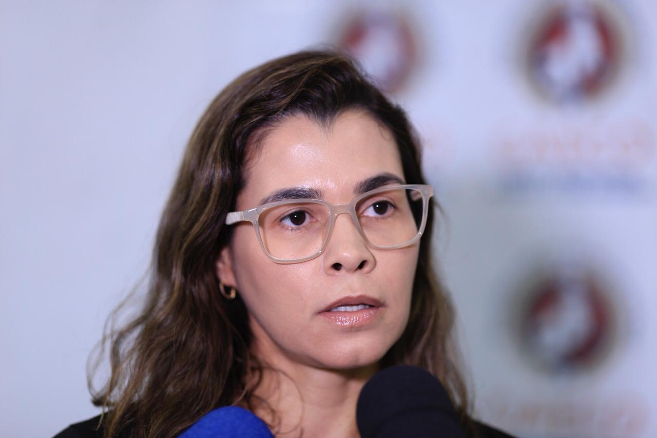 Promotora Luana Azeredo