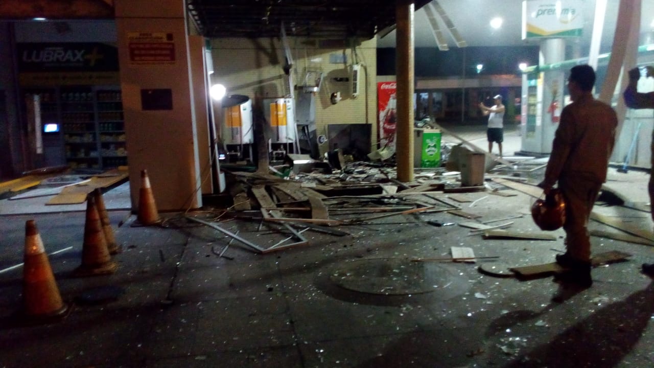 Quadrilha explodiu caixa eletrônico em Floriano