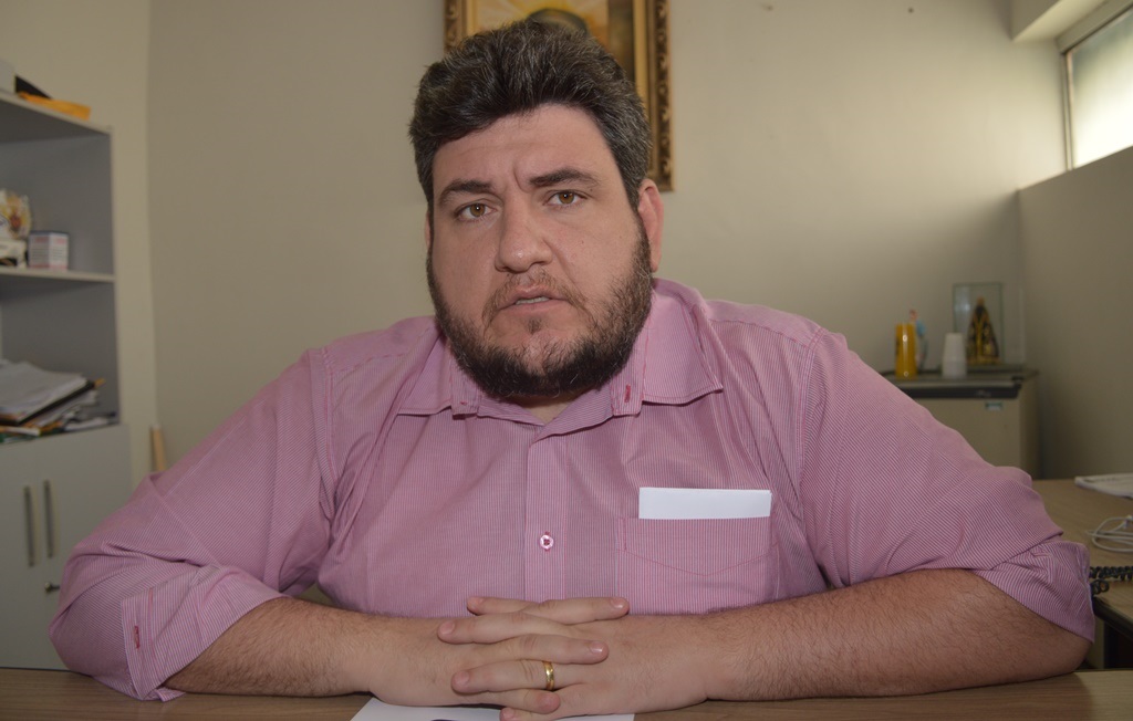 Presidente da Câmara retira projeto de pauta e envia para Conselho Municipal de Saúde