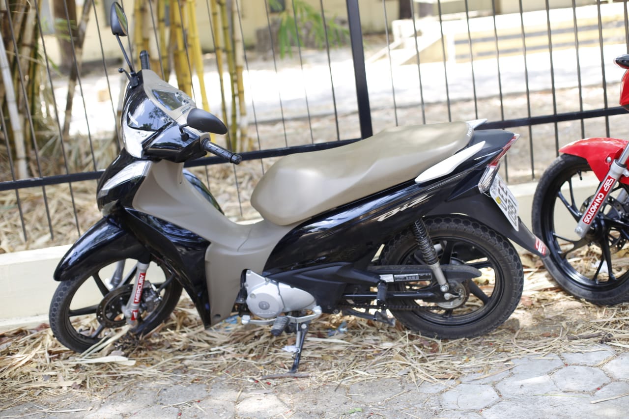 Moto que estava com a chave no contato