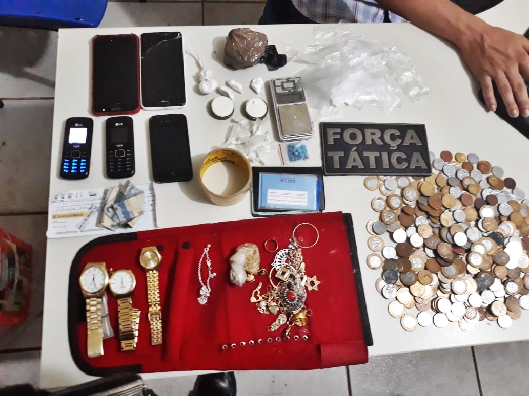 Material apreendido pela Polícia Militar de Picos